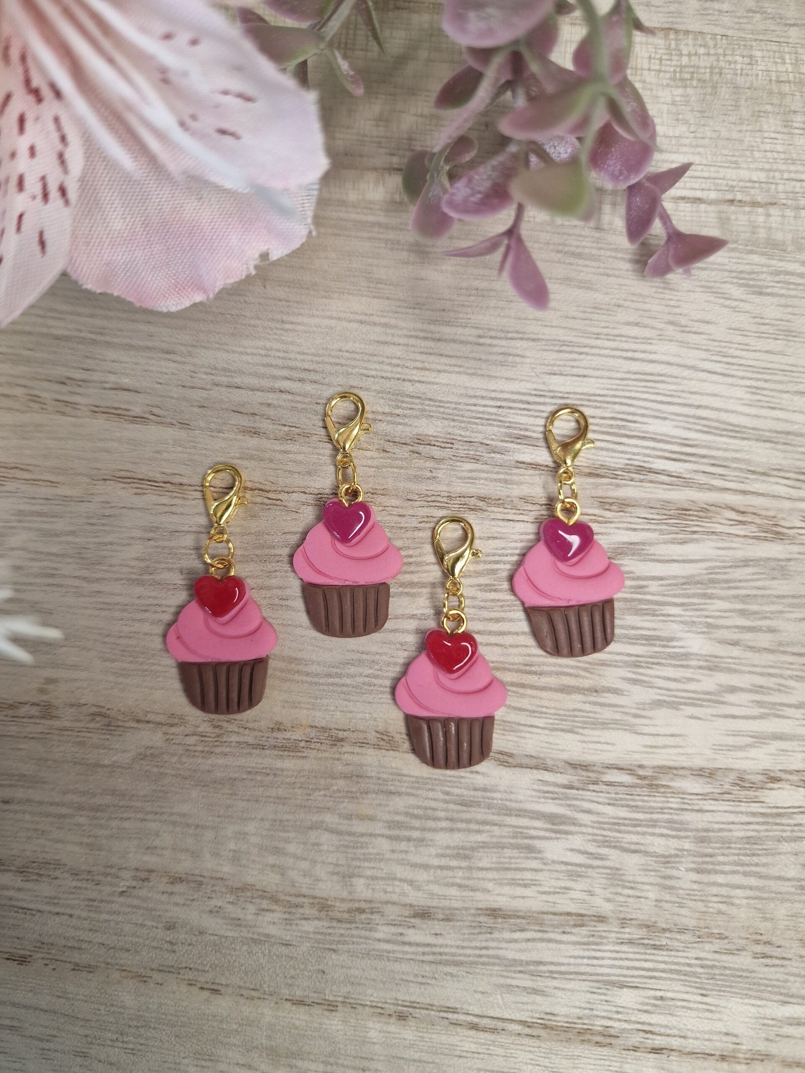 Cupcake (Red/Raspberry)